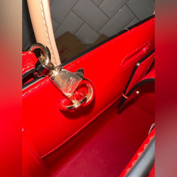 Christian Louboutin Paloma Kraft Medium Tote - Picture 10 of 16